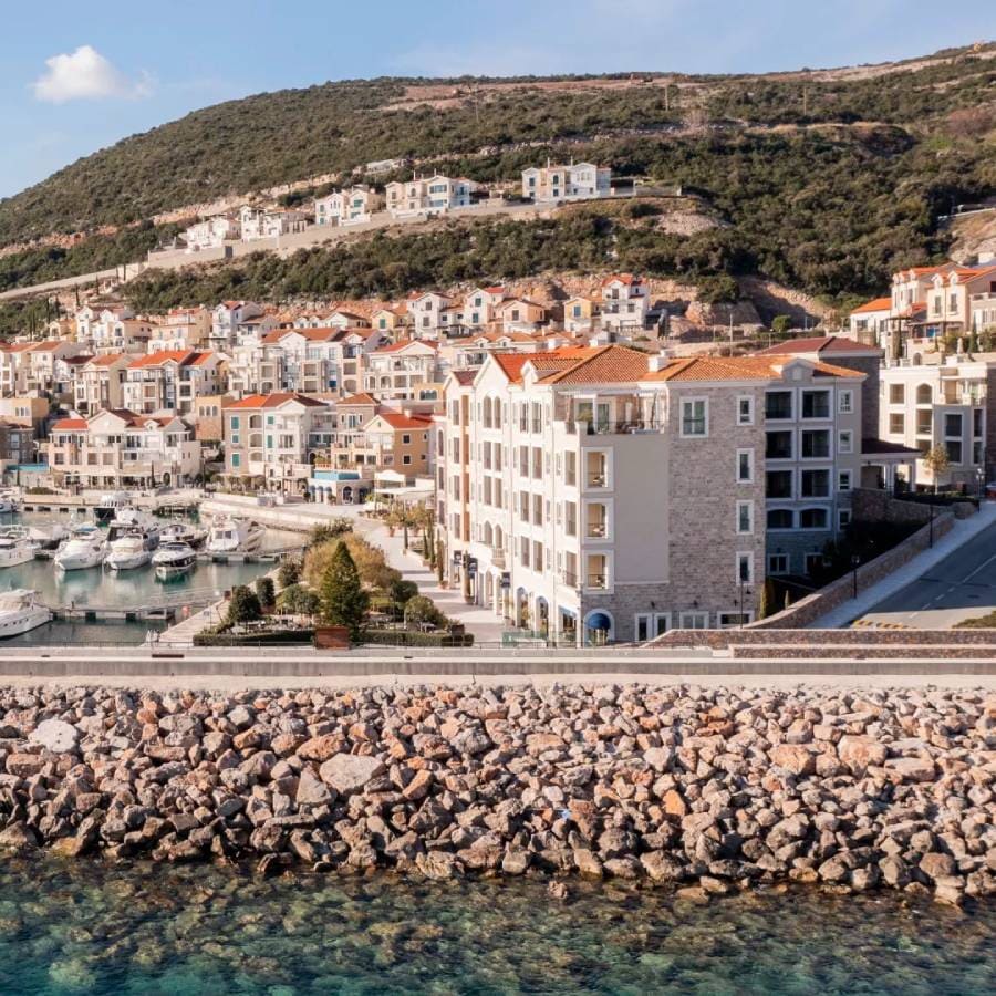 The Chedi, Lustica Bay